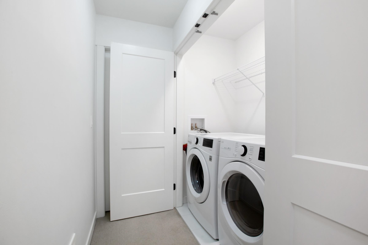 Loft / Bonus Room Photo of 56 5945 176a Street, Surrey, BC