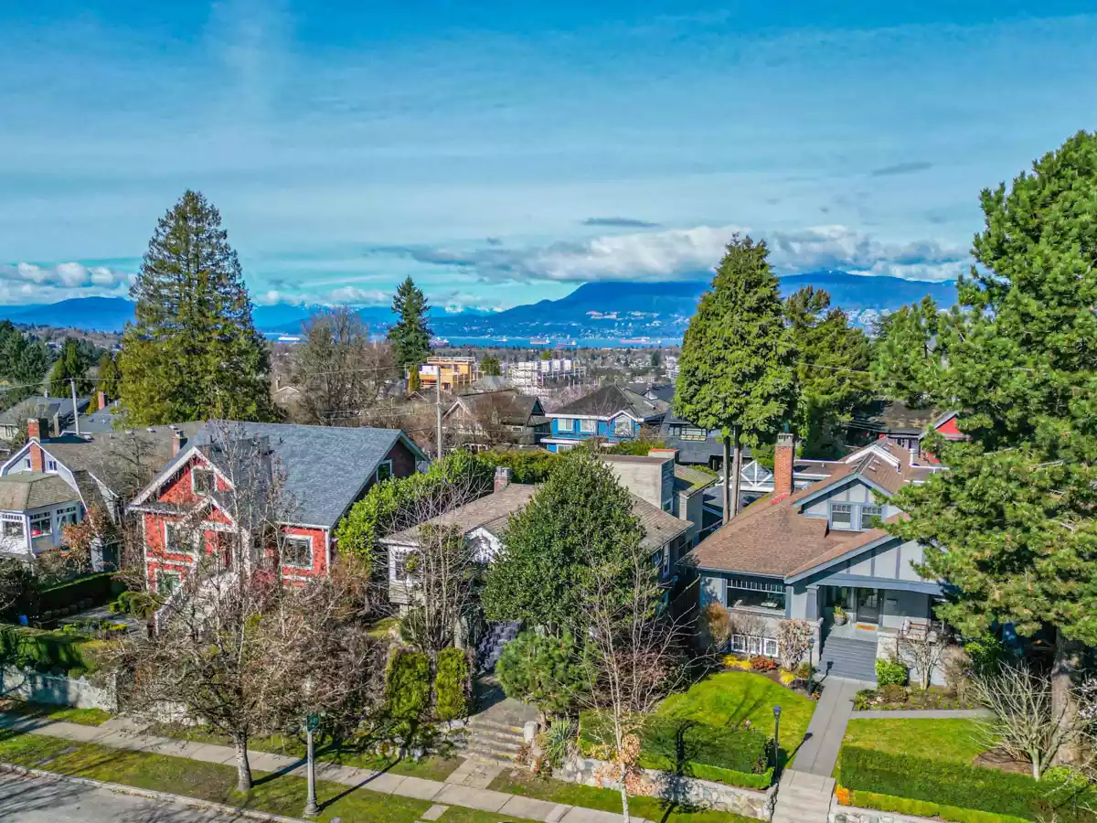 Dining Area Photo of 1987 W 37th Avenue, Vancouver, BC