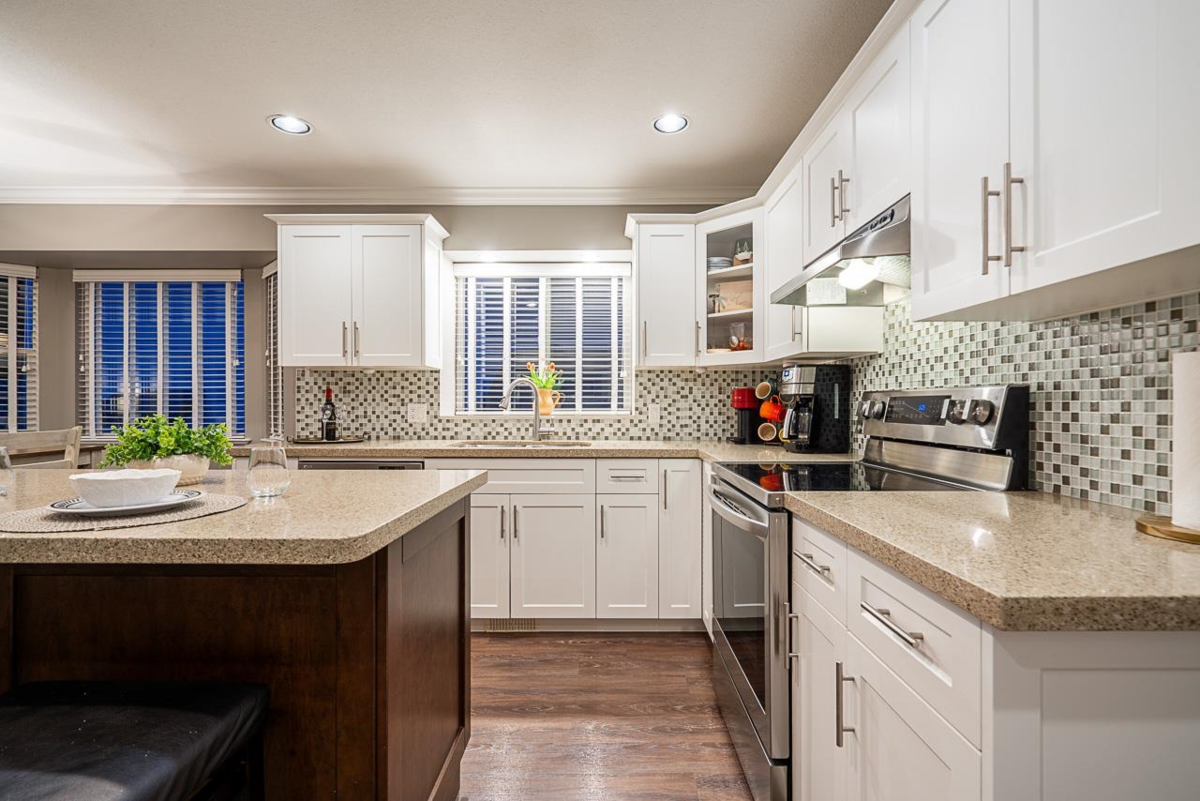 Dining Area Photo of 26859 24a Avenue, Langley, BC
