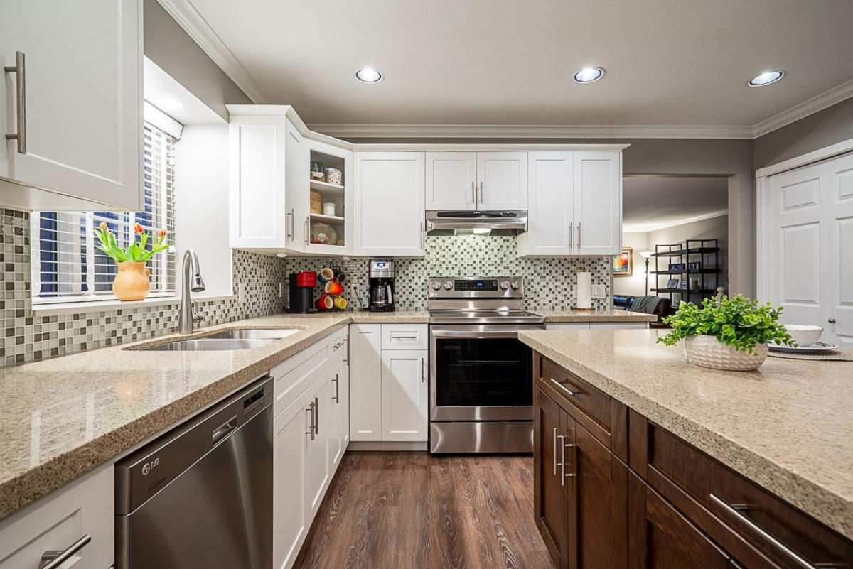 Family Room Photo of 26859 24a Avenue, Langley, BC