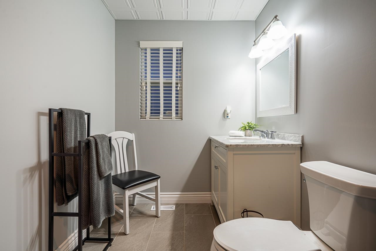 Swimming Pool Photo of 26859 24a Avenue, Langley, BC