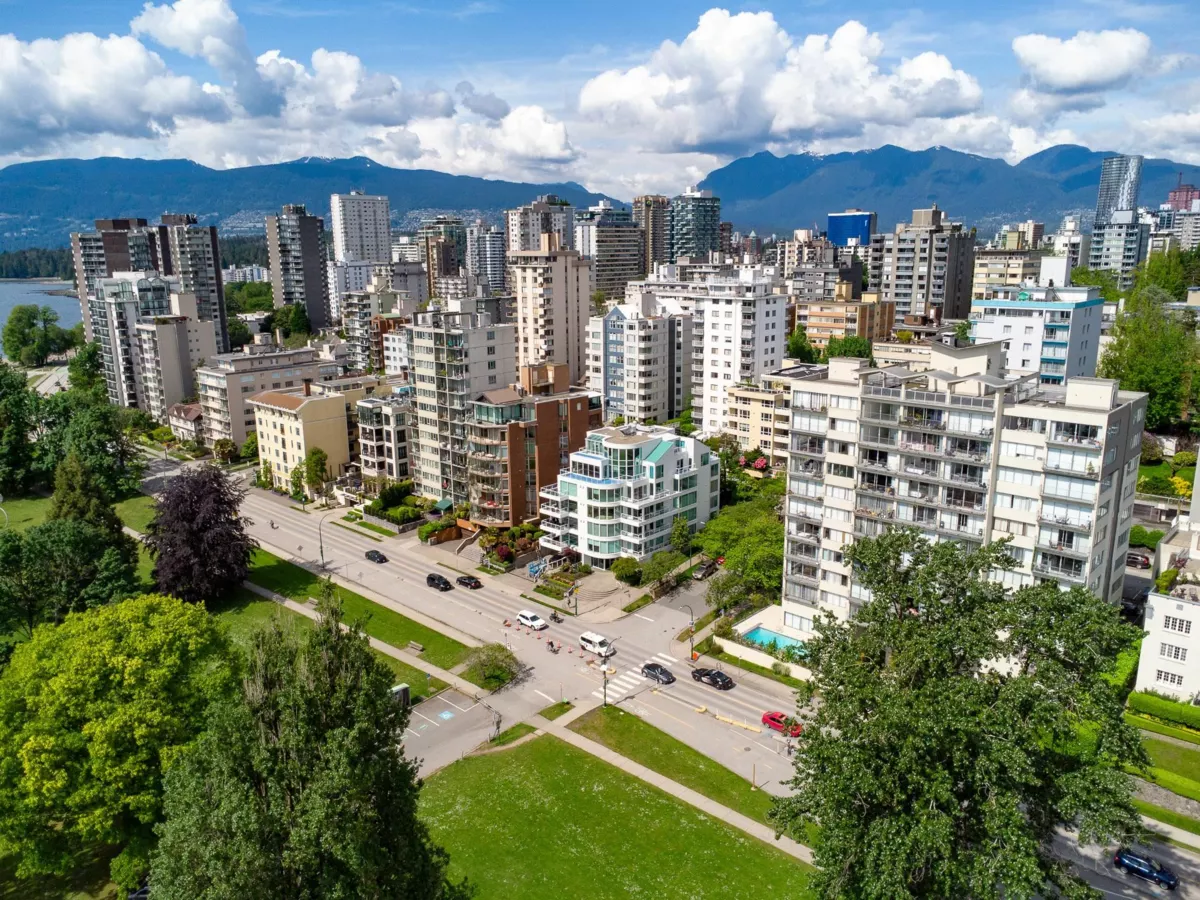 Basement Recreation Room Photo of 3B 1403 Beach Avenue, Vancouver, BC