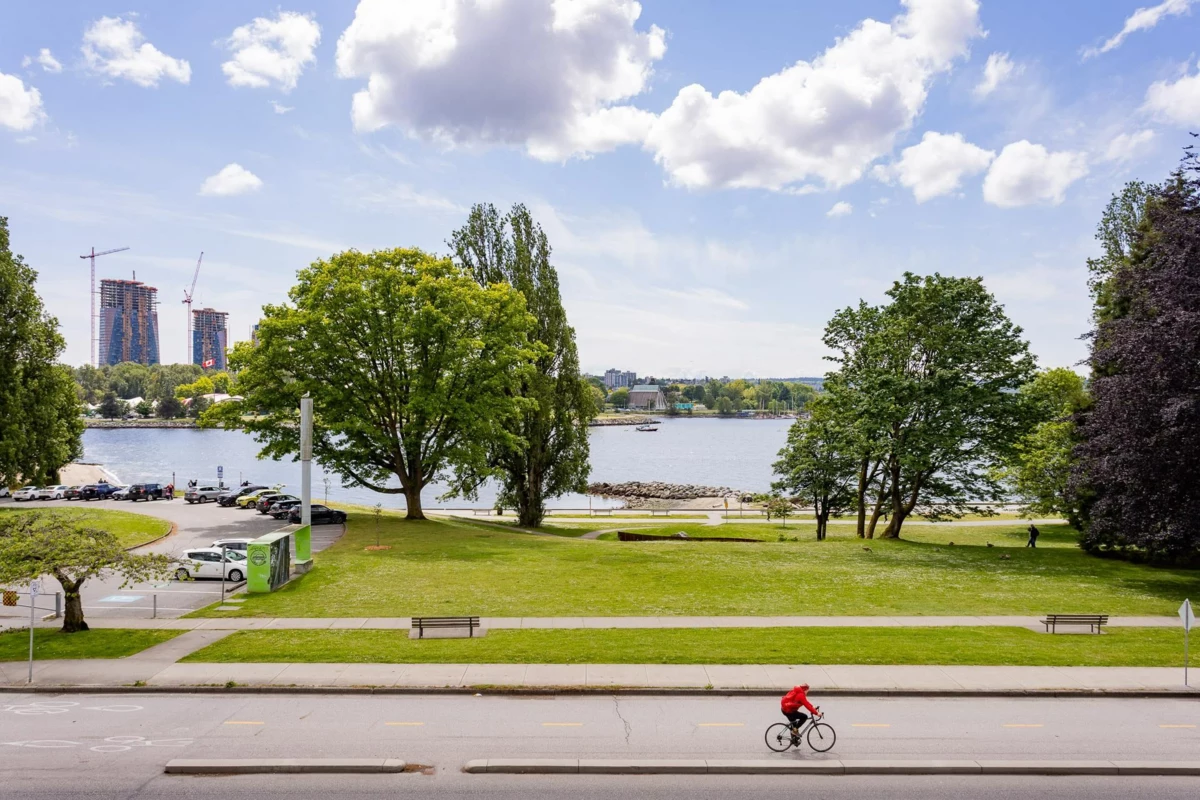 Bedroom 3 Photo of 3B 1403 Beach Avenue, Vancouver, BC