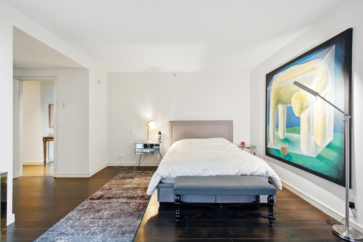 Breakfast Nook Photo of 3B 1403 Beach Avenue, Vancouver, BC