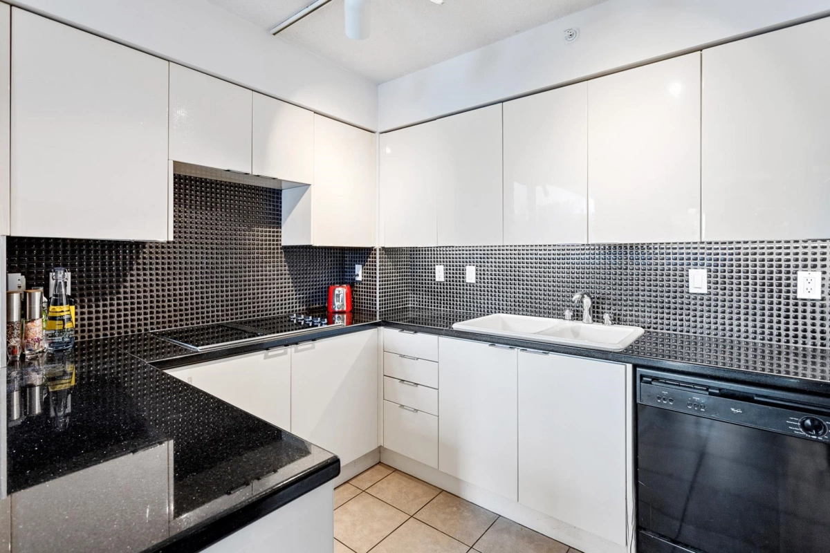 Pantry Photo of 3B 1403 Beach Avenue, Vancouver, BC