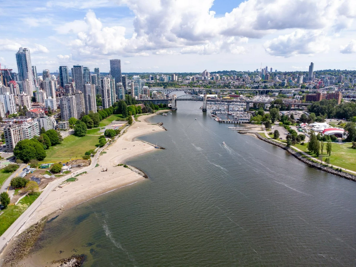Walk-In Closet Photo of 3B 1403 Beach Avenue, Vancouver, BC