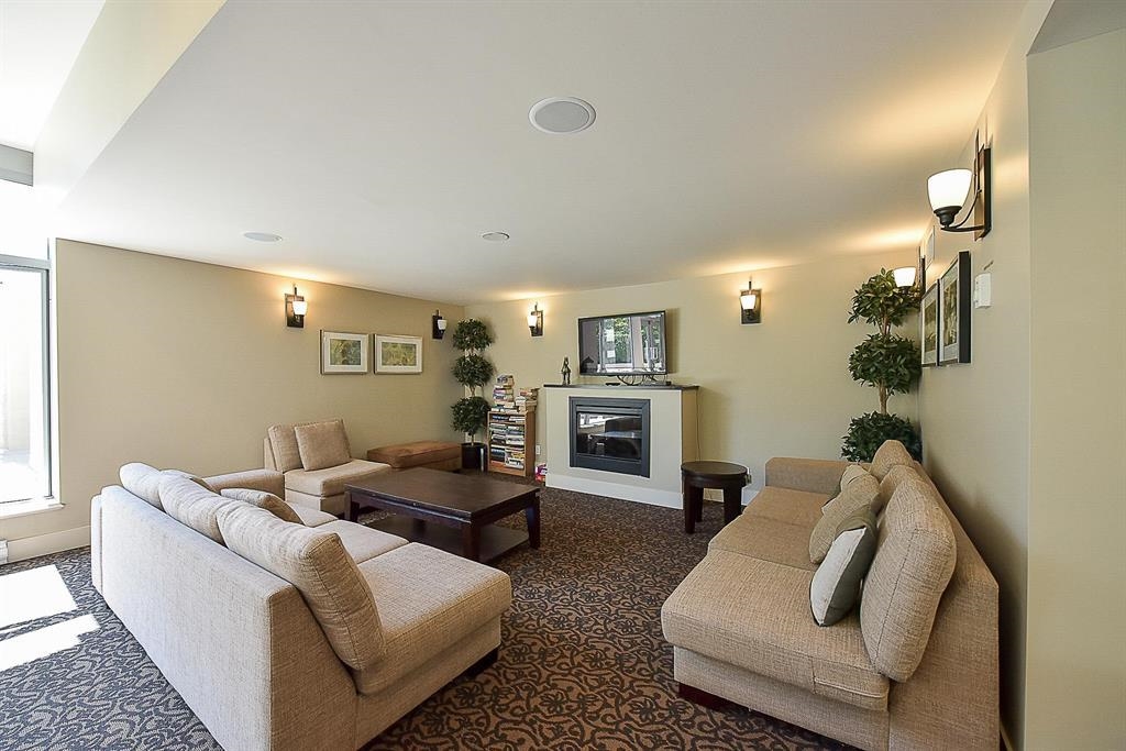 Hot Tub / Spa Photo of 2301 280 Ross Drive, New Westminster, BC