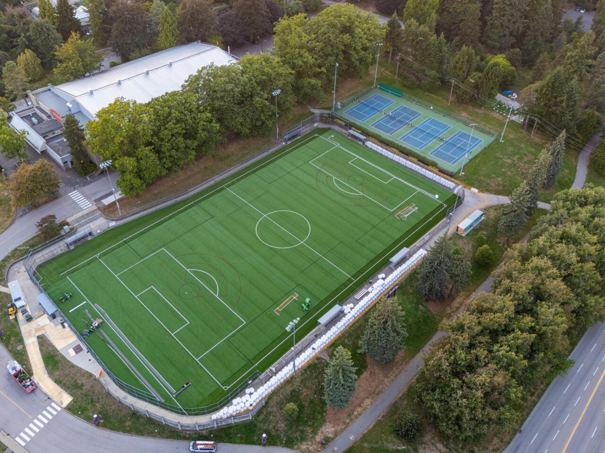 Outdoor Patio Photo of 2301 280 Ross Drive, New Westminster, BC