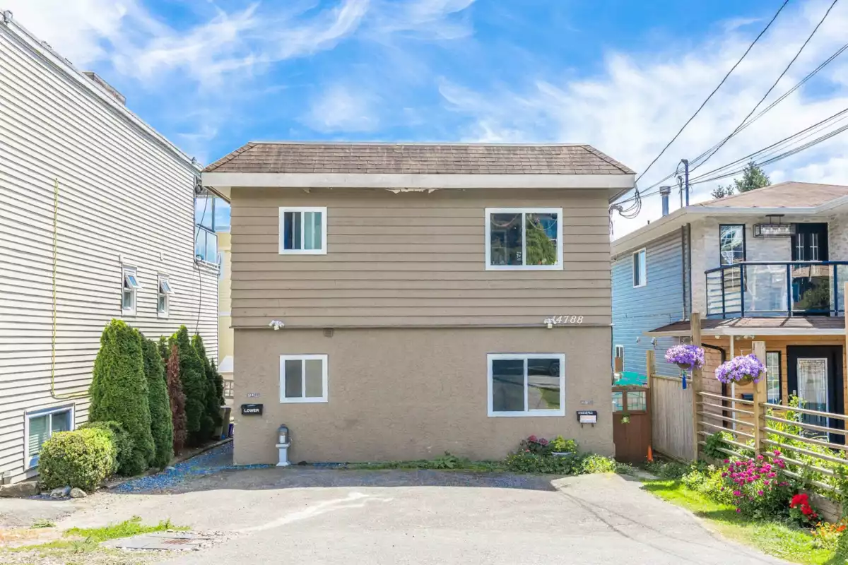 Dining Area Photo of 14788 Gordon Avenue, White Rock, BC