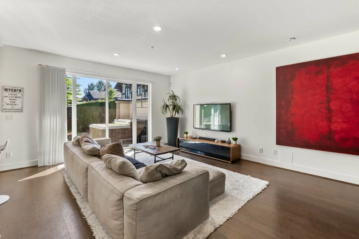 Dining Area Photo of 41 3639 Aldercrest Drive, North Vancouver, BC