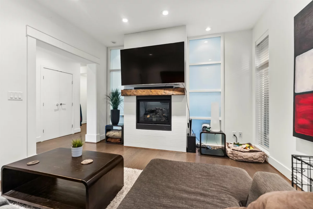 Family Room Photo of 41 3639 Aldercrest Drive, North Vancouver, BC