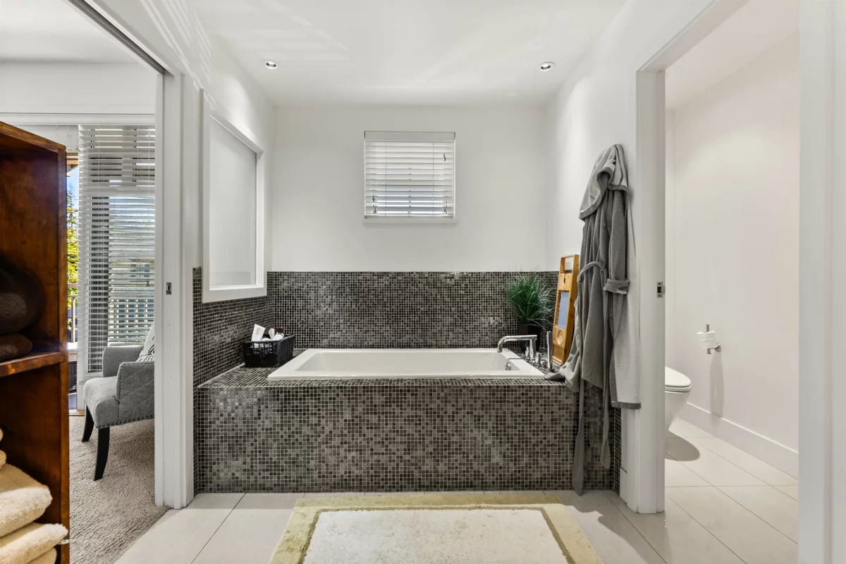 Hallway Photo of 41 3639 Aldercrest Drive, North Vancouver, BC