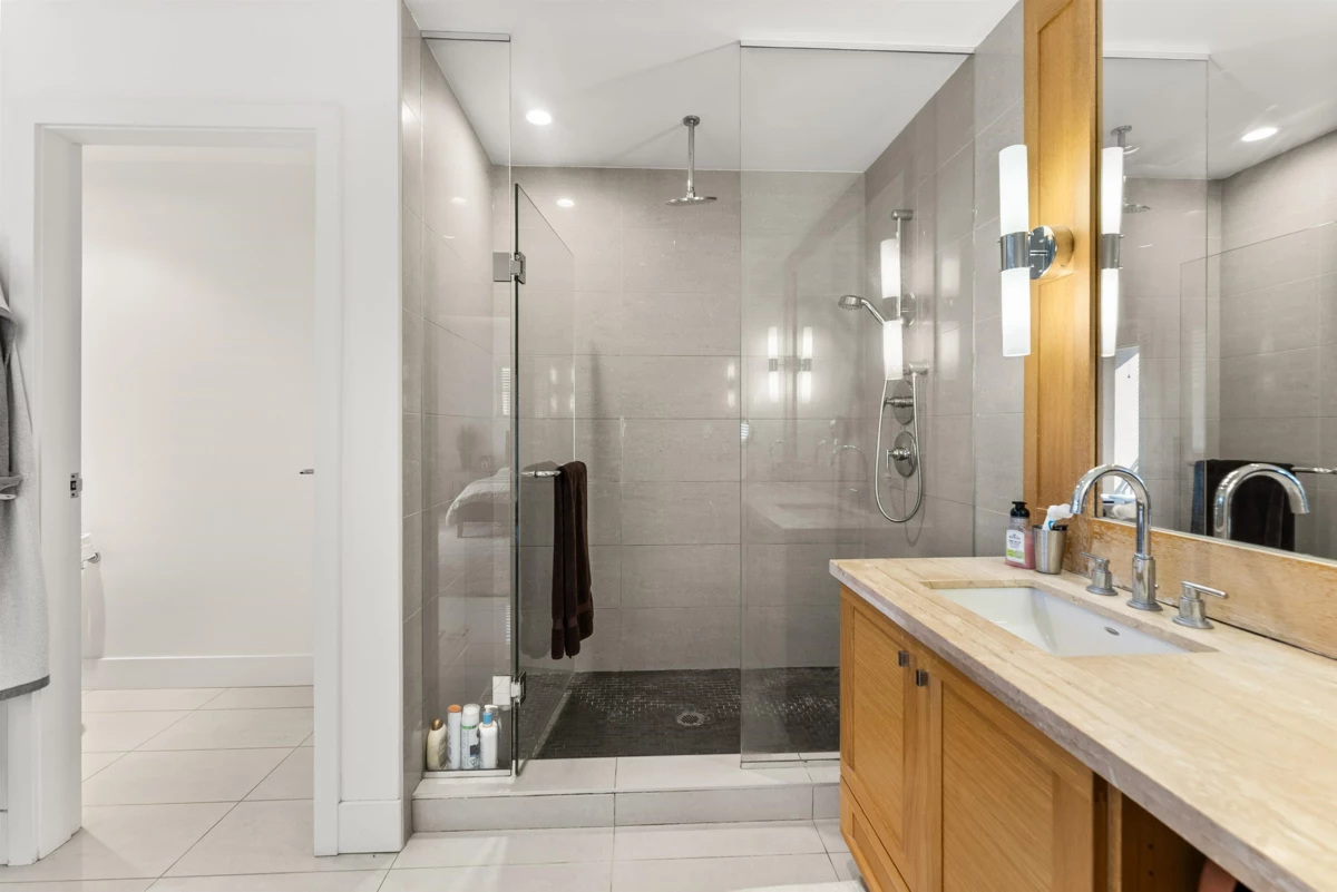 Staircase Photo of 41 3639 Aldercrest Drive, North Vancouver, BC