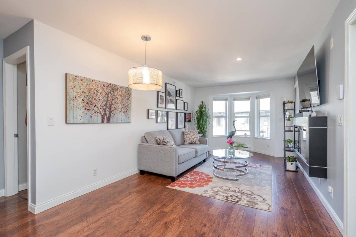 Guest Bathroom Photo of 409 5474 198th Street, Langley, BC