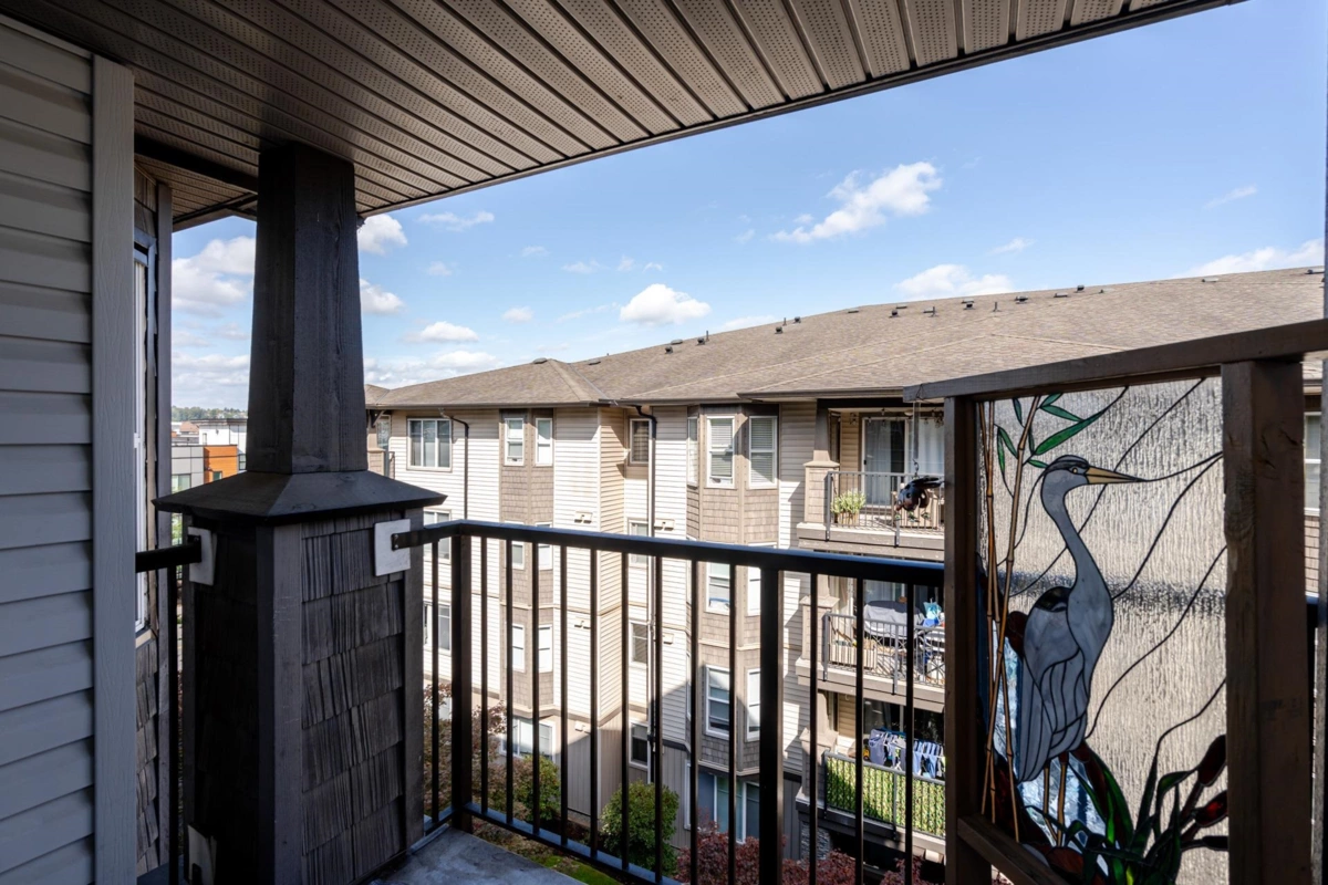 Primary Bathroom Photo of 409 5474 198th Street, Langley, BC