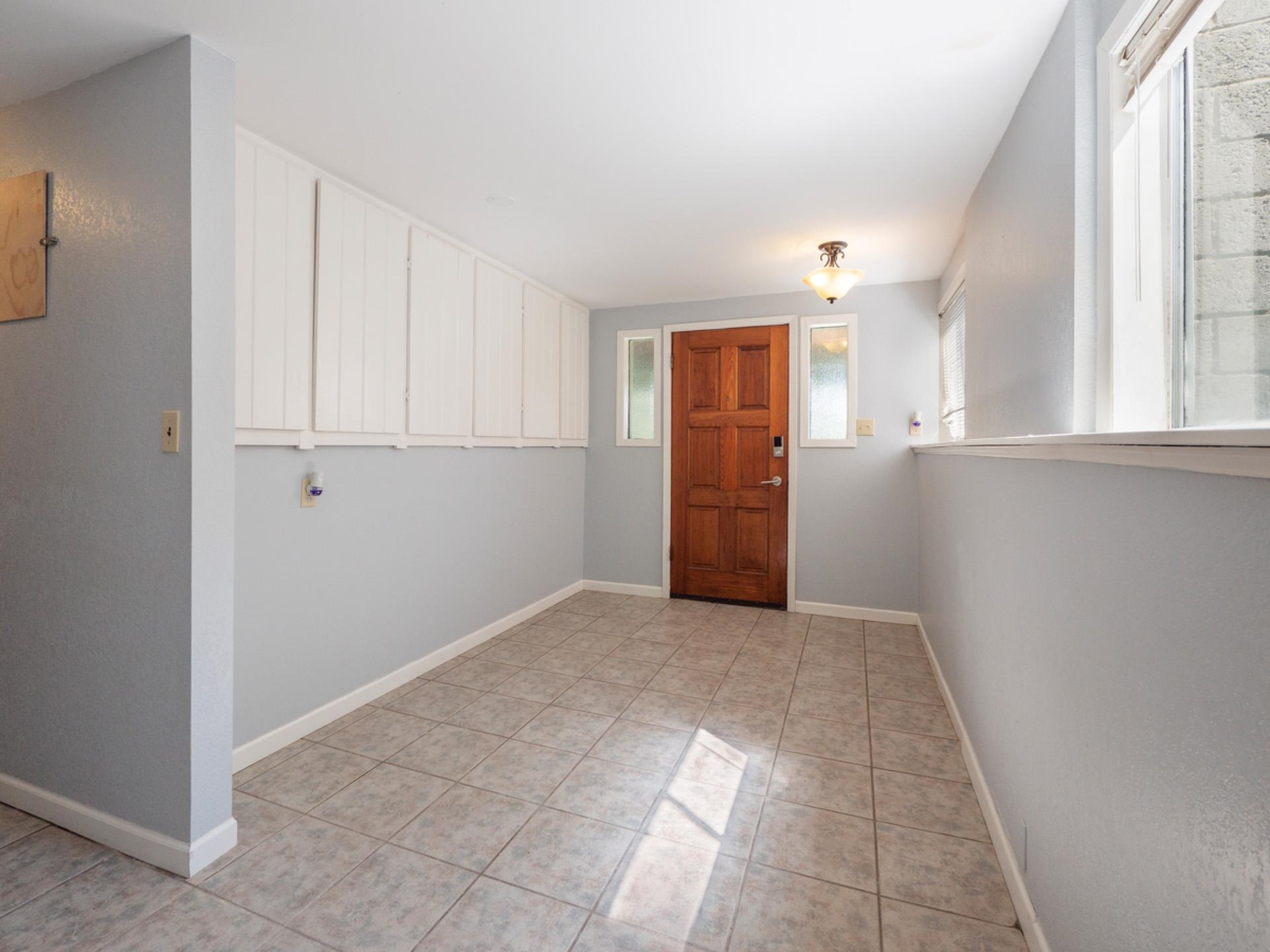 Basement Recreation Room Photo of 642 Gower Point Road, Gibsons, BC