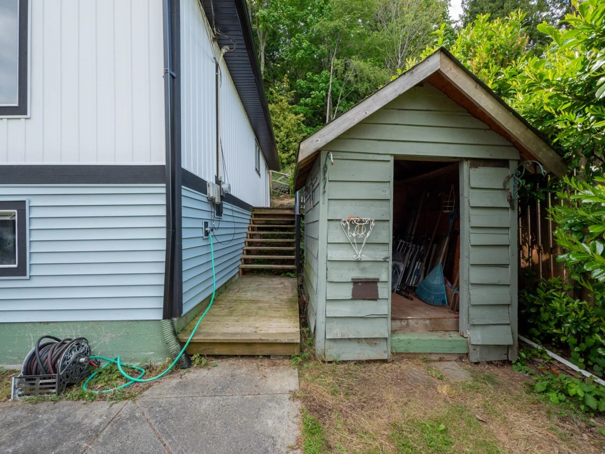Front Yard Photo of 642 Gower Point Road, Gibsons, BC