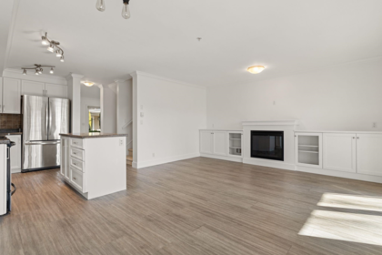 1117 St. Andrews Avenue, North Vancouver, BC, North Vancouver — Townhouse for sale