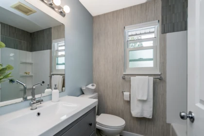 Guest Bathroom Photo of 5054 207 Street, Langley, BC