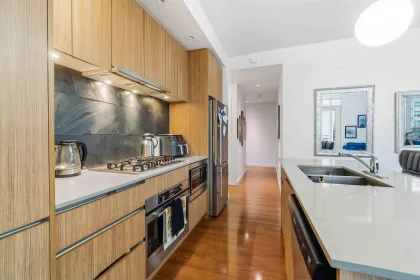 Kitchen Island Photo of 316 516 Foster Avenue, Coquitlam, BC