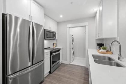 Walk-In Closet Photo of 4317 2180 Kelly Avenue, Port Coquitlam, BC
