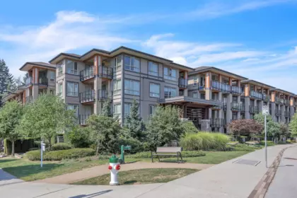 306 3399 Noel Drive, Burnaby, BC, Burnaby — Apartment/Condo for sale