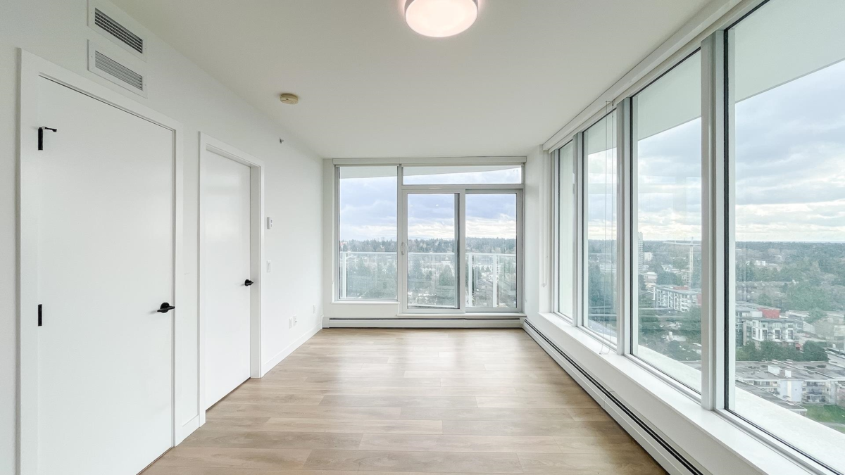Dining Area Photo of 2305 13685 102 Avenue, Surrey, BC