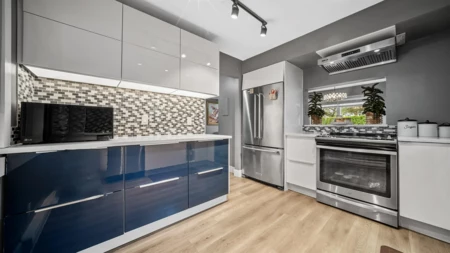 Walk-In Closet Photo of 145 7287 140 Street, Surrey, BC
