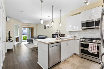 206 8538 203a Street, Langley, BC, Langley — Apartment/Condo for sale