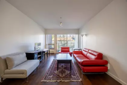 206 1033 St. Georges Avenue, North Vancouver, BC, North Vancouver — Apartment/Condo for sale
