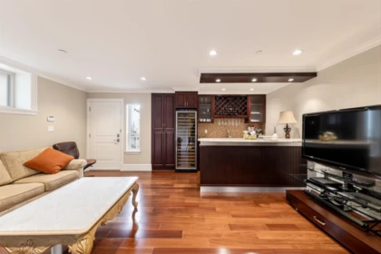 Mudroom Photo of 172 W 46th Avenue, Vancouver, BC
