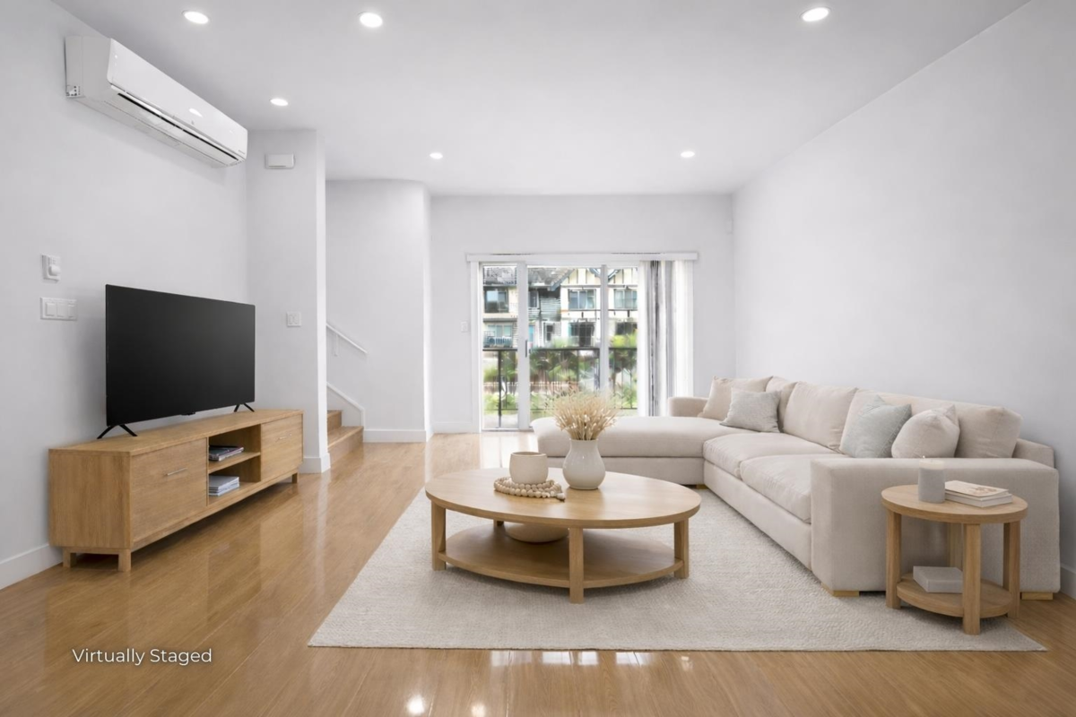 Living Room Photo of 89 9680 Alexandra Road, Richmond, BC