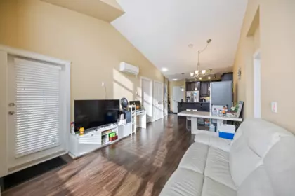 Kitchen Photo of 403 12655 190a Street, Pitt Meadows, BC