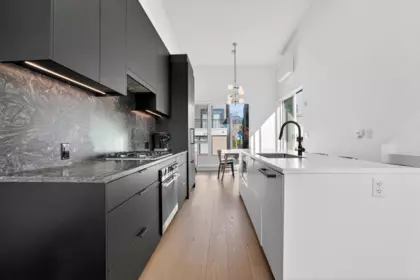 Guest Bathroom Photo of 225 650 E 2nd Street, North Vancouver, BC