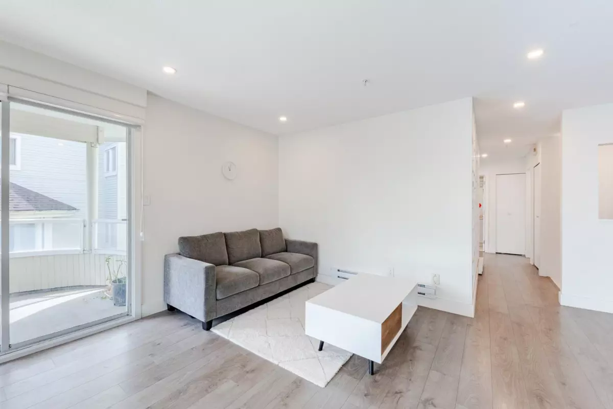Dining Area Photo of 208 7620 Columbia Street, Vancouver, BC