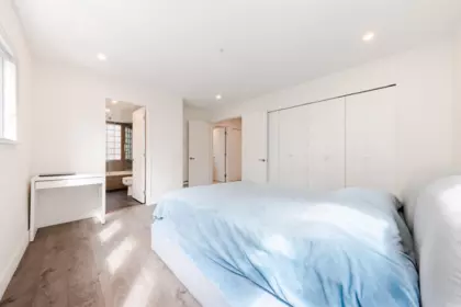 Entry Foyer Photo of 208 7620 Columbia Street, Vancouver, BC