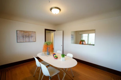 Breakfast Nook Photo of 3945 W 10th Avenue, Vancouver, BC