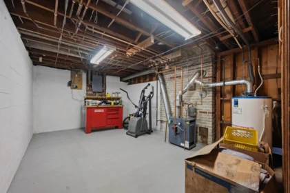 Basement Recreation Room Photo of 320 Walker Street, Coquitlam, BC