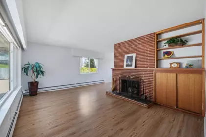 320 Walker Street, Coquitlam, BC, Coquitlam — Single Family Residence for sale
