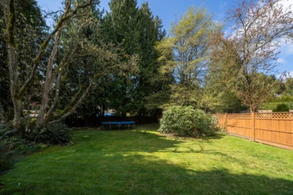 Breakfast Nook Photo of 690 Burley Drive, West Vancouver, BC