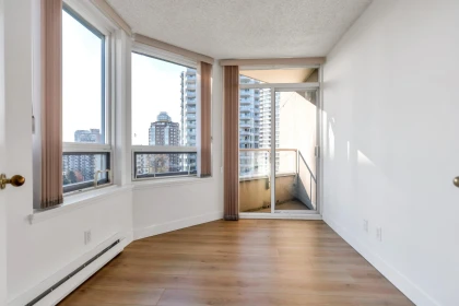 Hot Tub / Spa Photo of 1401 6070 Mcmurray Avenue, Burnaby, BC