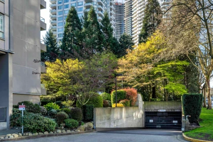 1401 6070 Mcmurray Avenue, Burnaby, BC, Burnaby — Apartment/Condo for sale