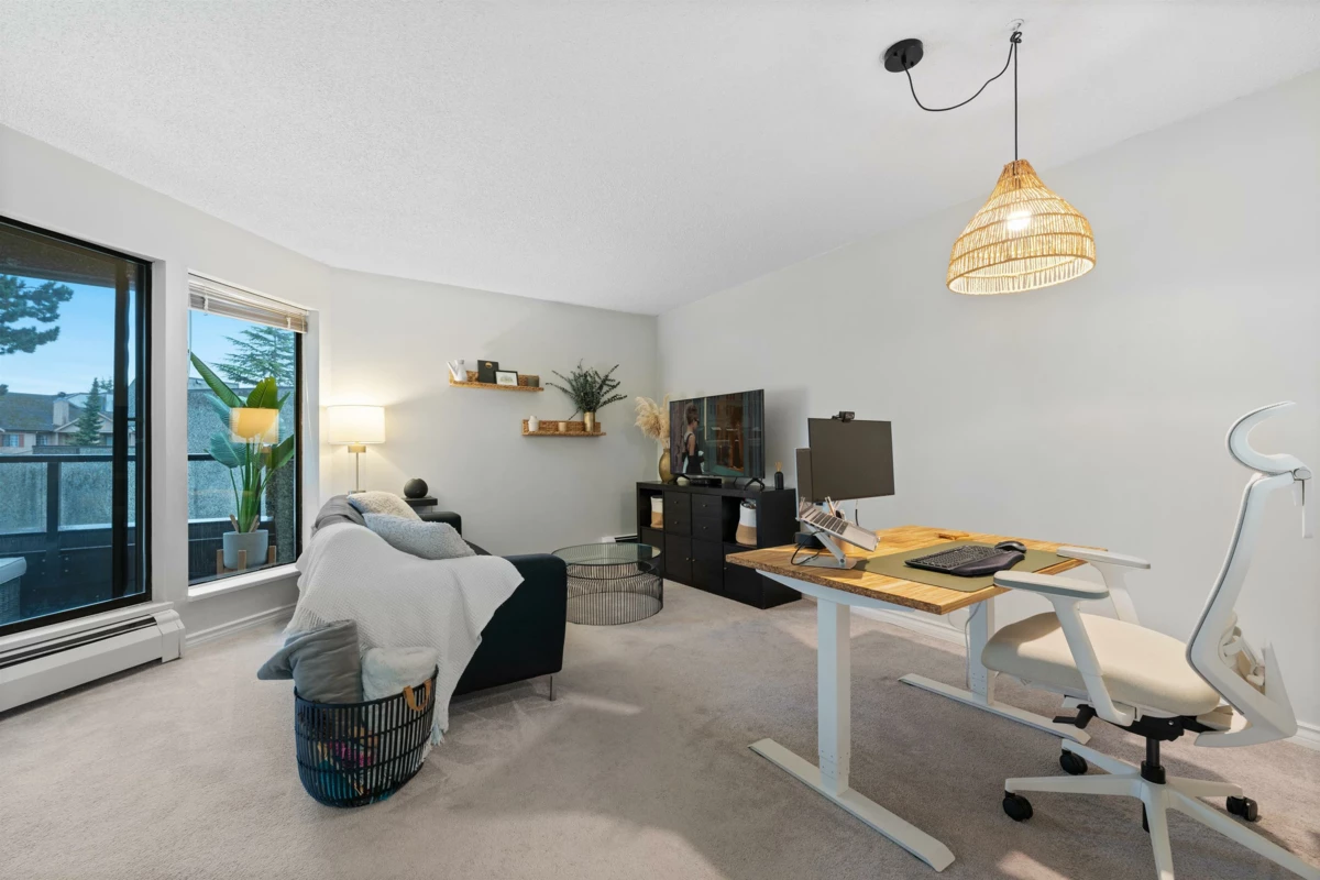 Family Room Photo of 327 8460 Ackroyd Road, Richmond, BC