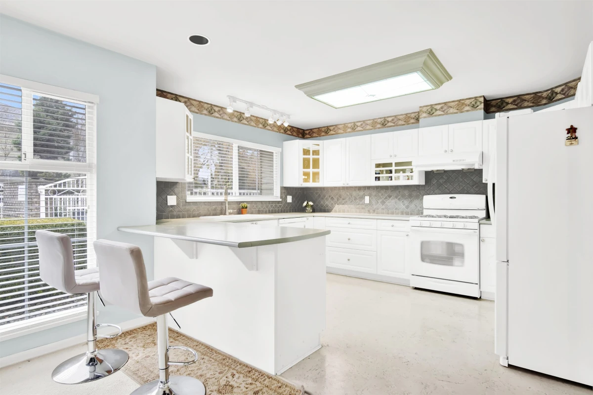 Dining Area Photo of 54 8428 Venture Way, Surrey, BC