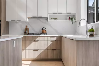 Kitchen Photo of 13 5993 143 Street, Surrey, BC
