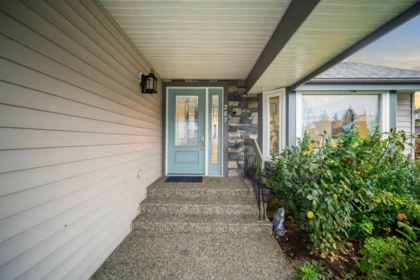 287 Santiago Street, Coquitlam, BC, Coquitlam — Single Family Residence for sale