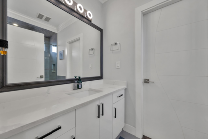 Mudroom Photo of 32244 Pineview Avenue, Abbotsford, BC