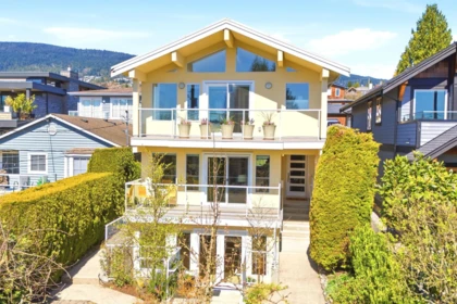 1181 Keith Road, West Vancouver, BC, West Vancouver — Single Family Residence for sale