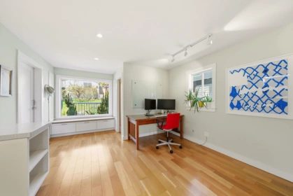 Mudroom Photo of 1181 Keith Road, West Vancouver, BC