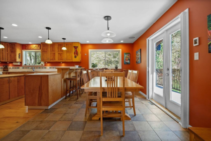 Basement Recreation Room Photo of 38127 Westway Avenue, Squamish, BC